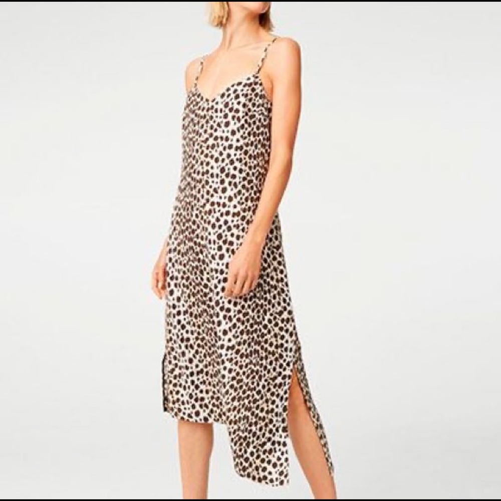 Club Monaco Paz V-Neck Slim Leopard Midi Dress